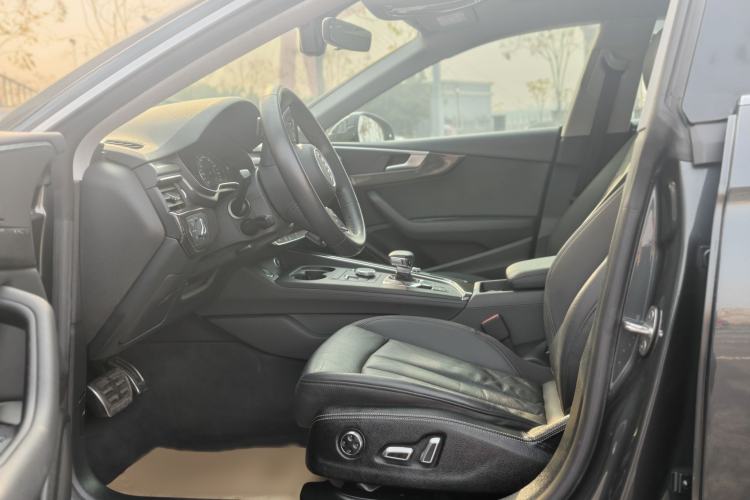 Used Audi A5 2017 Sportback 40 TFSI Fashion Model Interior 2