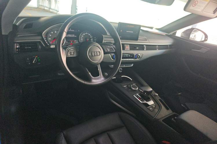Used Audi A5 2017 Coupe 40 TFSI Fashion Model Interior 2