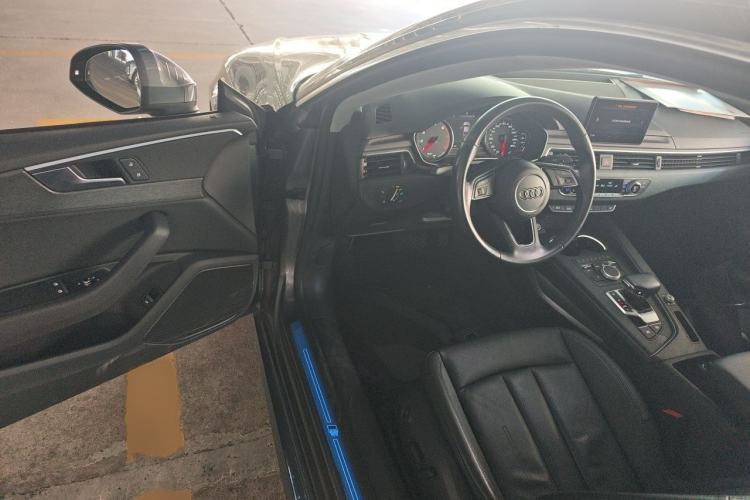 Used Audi A5 2017 Coupe 40 TFSI Fashion Model Interior 3