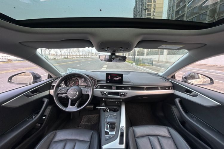 Used Audi A5 2017 Coupe 40 TFSI Fashion Model Interior 5