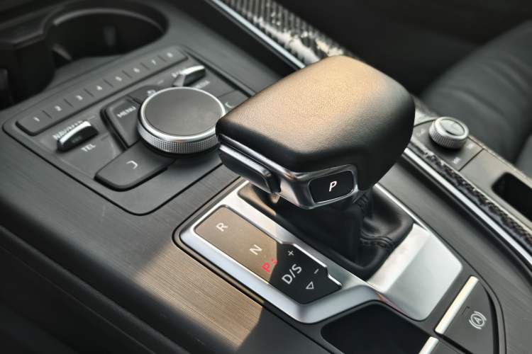 Used Audi A5 2017 Sportback 40 TFSI Fashion Model Interior 6