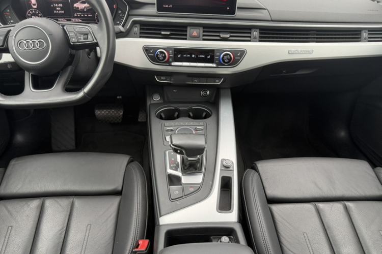 Used Audi A5 2017 Sportback 45 TFSI Sport Edition Interior 7