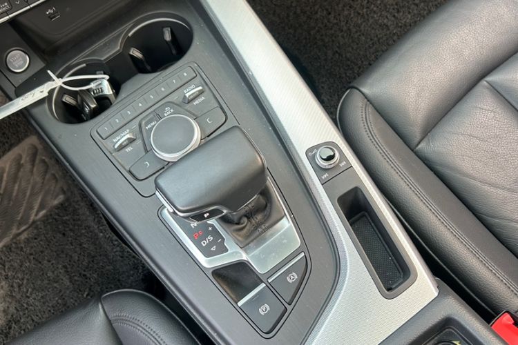 Used Audi A5 2017 Coupe 40 TFSI Fashion Model Interior 8