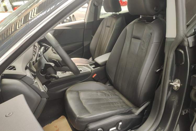 Used Audi A5 2017 Sportback 40 TFSI Fashion Model Left Front Seat