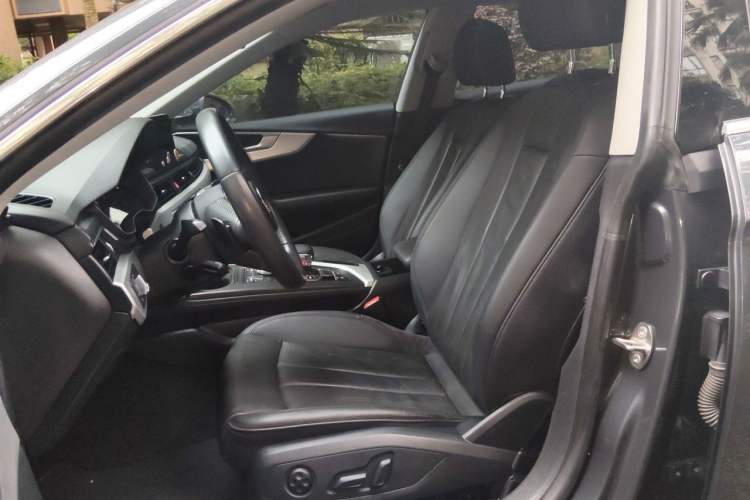 Used Audi A5 2017 Sportback 45 TFSI Fashion Model Left Front Seat