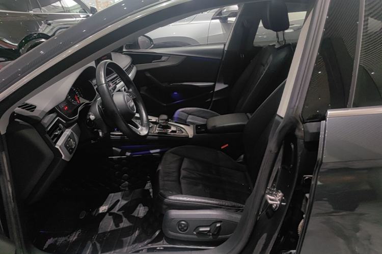 Used Audi A5 2017 Sportback 40 TFSI Fashion Model Left Front Seat