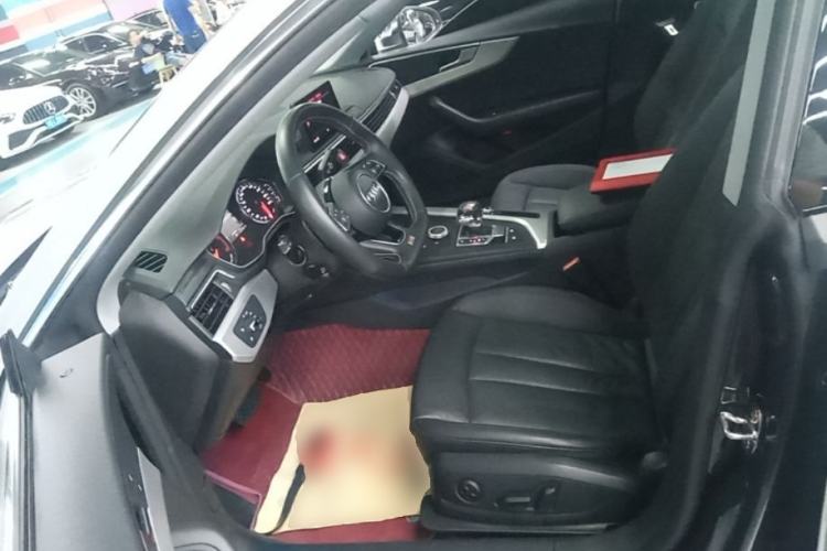Used Audi A5 2017 Sportback 40 TFSI Fashion Model Left Front Seat