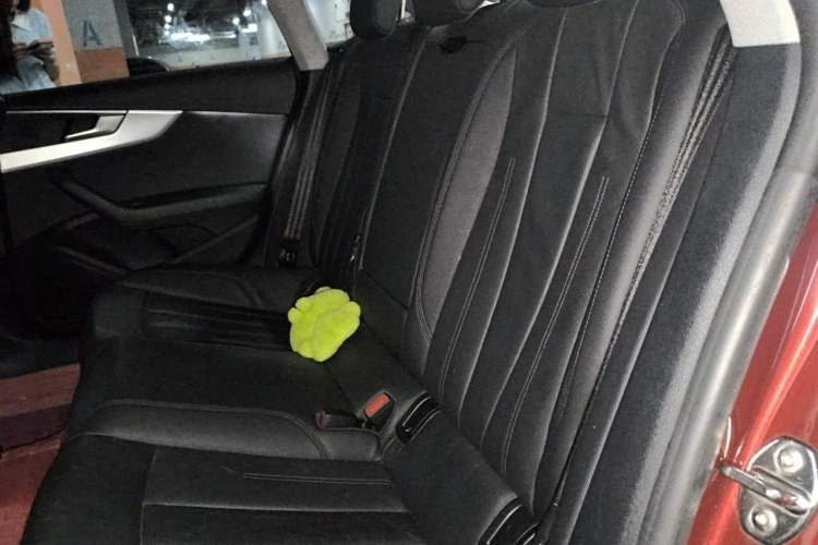 Used Audi A5 2017 Sportback 40 TFSI Fashion Model Left Rear Seat