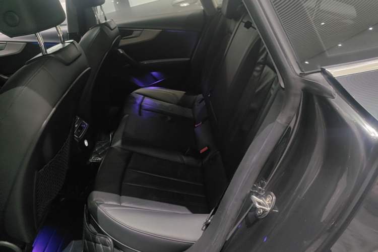 Used Audi A5 2017 Sportback 40 TFSI Fashion Model Left Rear Seat