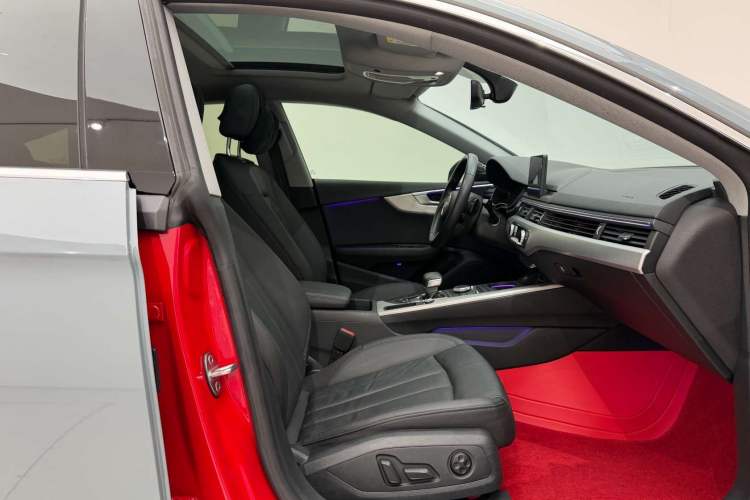 Used Audi A5 2017 Sportback 40 TFSI Fashion Model Right Front Seat