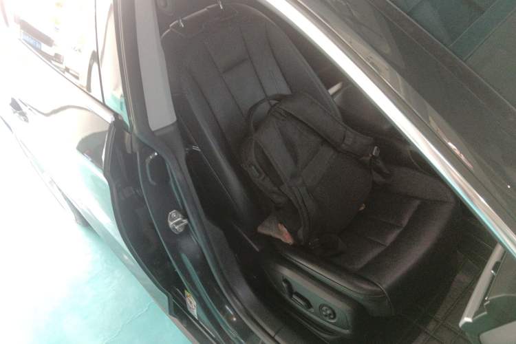 Used Audi A5 2017 Coupe 40 TFSI Fashion Model Right Front Seat