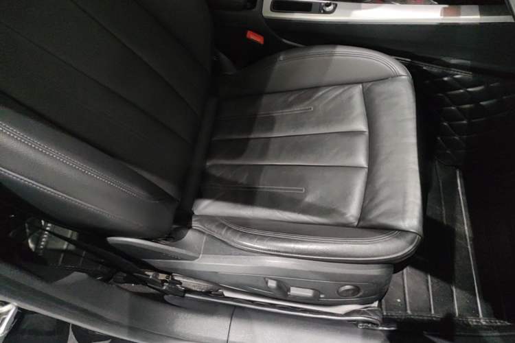 Used Audi A5 2017 Sportback 40 TFSI Fashion Model Right Front Seat