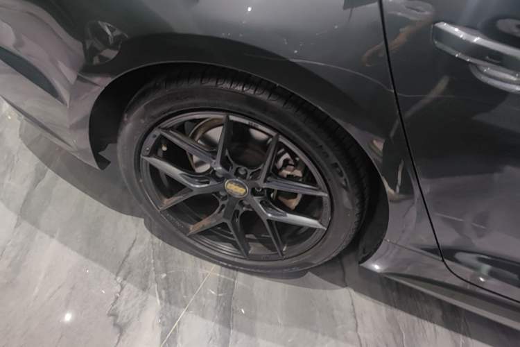 Used Audi A5 2017 Sportback 40 TFSI Fashion Model Right Rear Wheel Hub