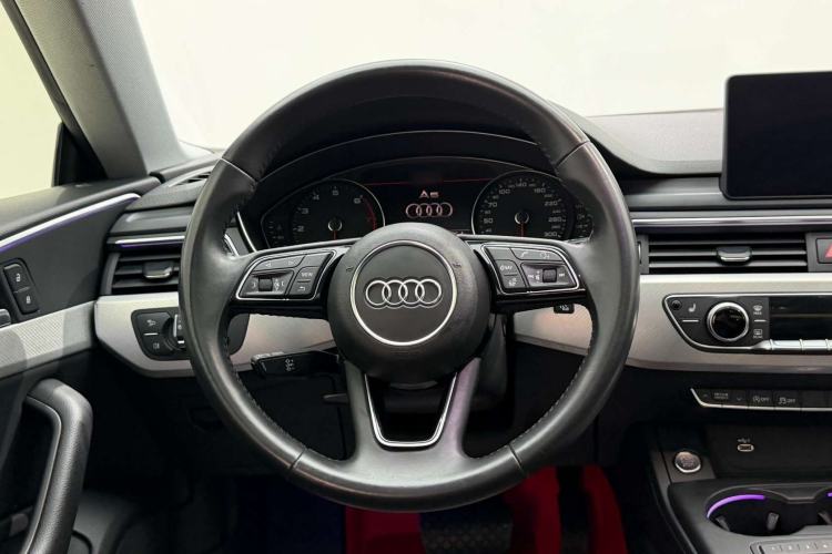 Used Audi A5 2017 Sportback 40 TFSI Fashion Model Steering Wheel