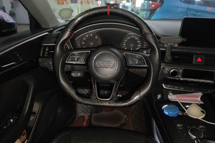 Used Audi A5 2017 Sportback 40 TFSI Fashion Model Steering Wheel