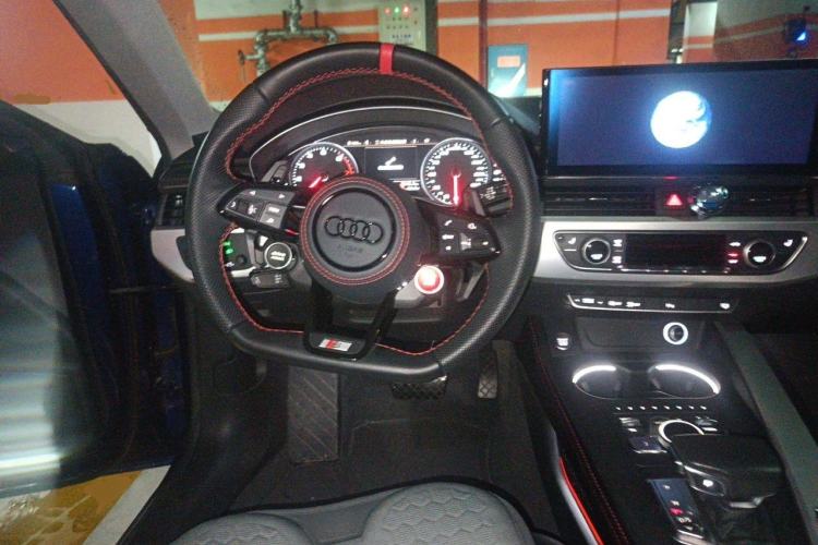Used Audi A5 2017 Sportback 45 TFSI Fashion Model Steering Wheel