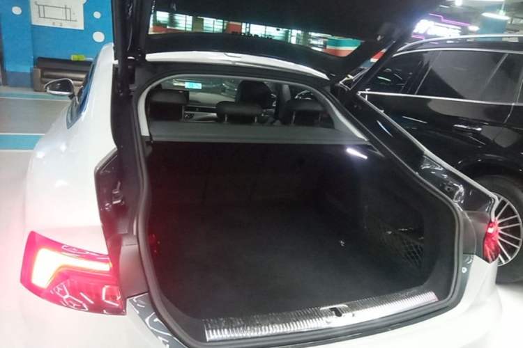 Used Audi A5 2017 Sportback 40 TFSI Fashion Model Trunk