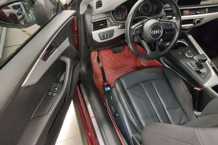 Used Audi A5 2017 Coupe 40 TFSI Fashion Model Driver Seat