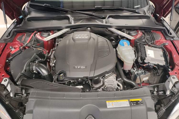 Used Audi A5 2017 Coupe 40 TFSI Fashion Model Engine Bay