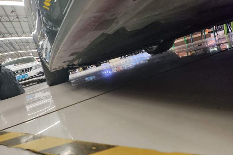 Used Audi A5 2017 Coupe 40 TFSI Fashion Model Left Side Sill