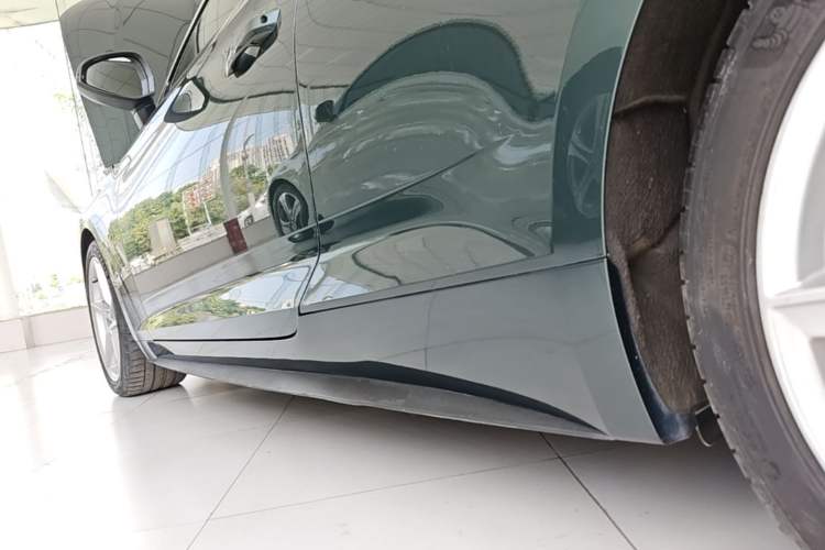 Used Audi A5 2017 Coupe 40 TFSI Fashion Model Left Side Sill