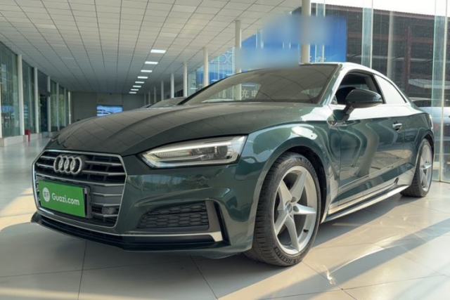 Ojetý Audi A5 2017 Coupe 40 TFSI Fashion Model