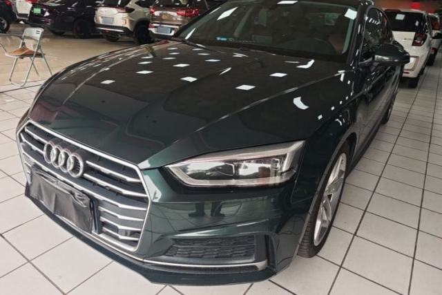 Ojetý Audi A5 2017 Sportback 45 TFSI Fashion Model