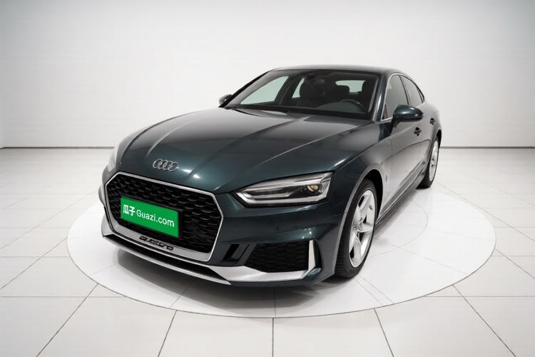 Used Audi A5 2017 Coupe 40 TFSI Fashion Model Guazi used car, China used car export, Used car for sale, Used Audi cars, Cheapest cars for sale