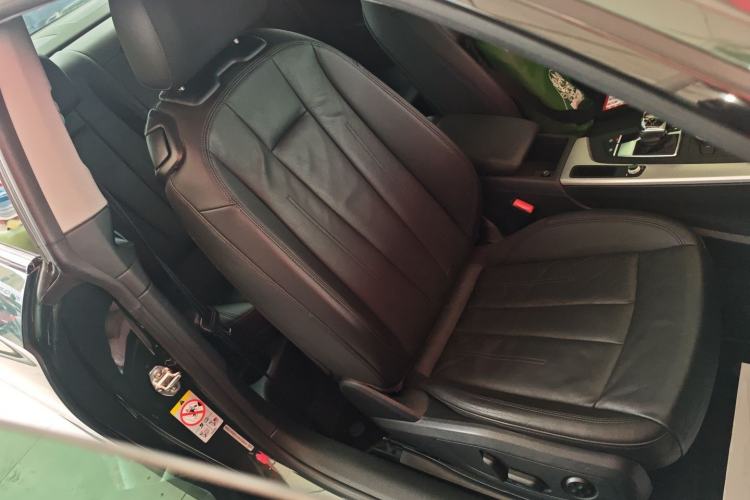 Used Audi A5 2017 Coupe 40 TFSI Fashion Model Right Front Seat