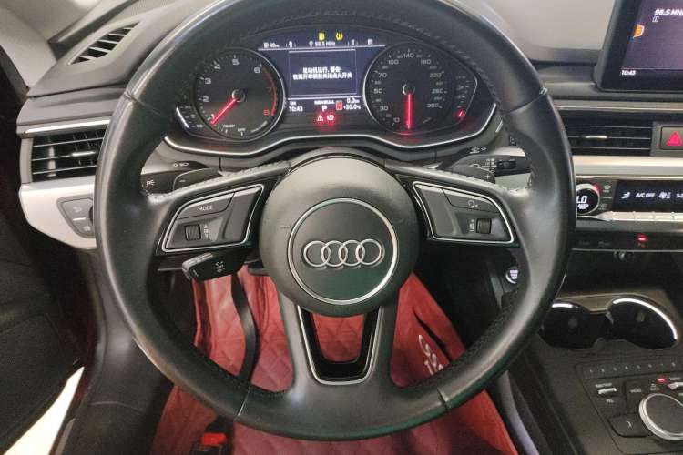 Used Audi A5 2017 Coupe 40 TFSI Fashion Model Steering Wheel