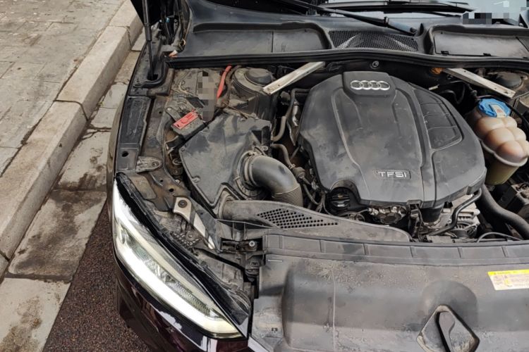 Used Audi A5 2017 Sportback 45 TFSI Sport Edition Engine Bay Right