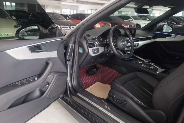 Used Audi A5 2017 Cabriolet 40 TFSI Fashion Model Driver Seat