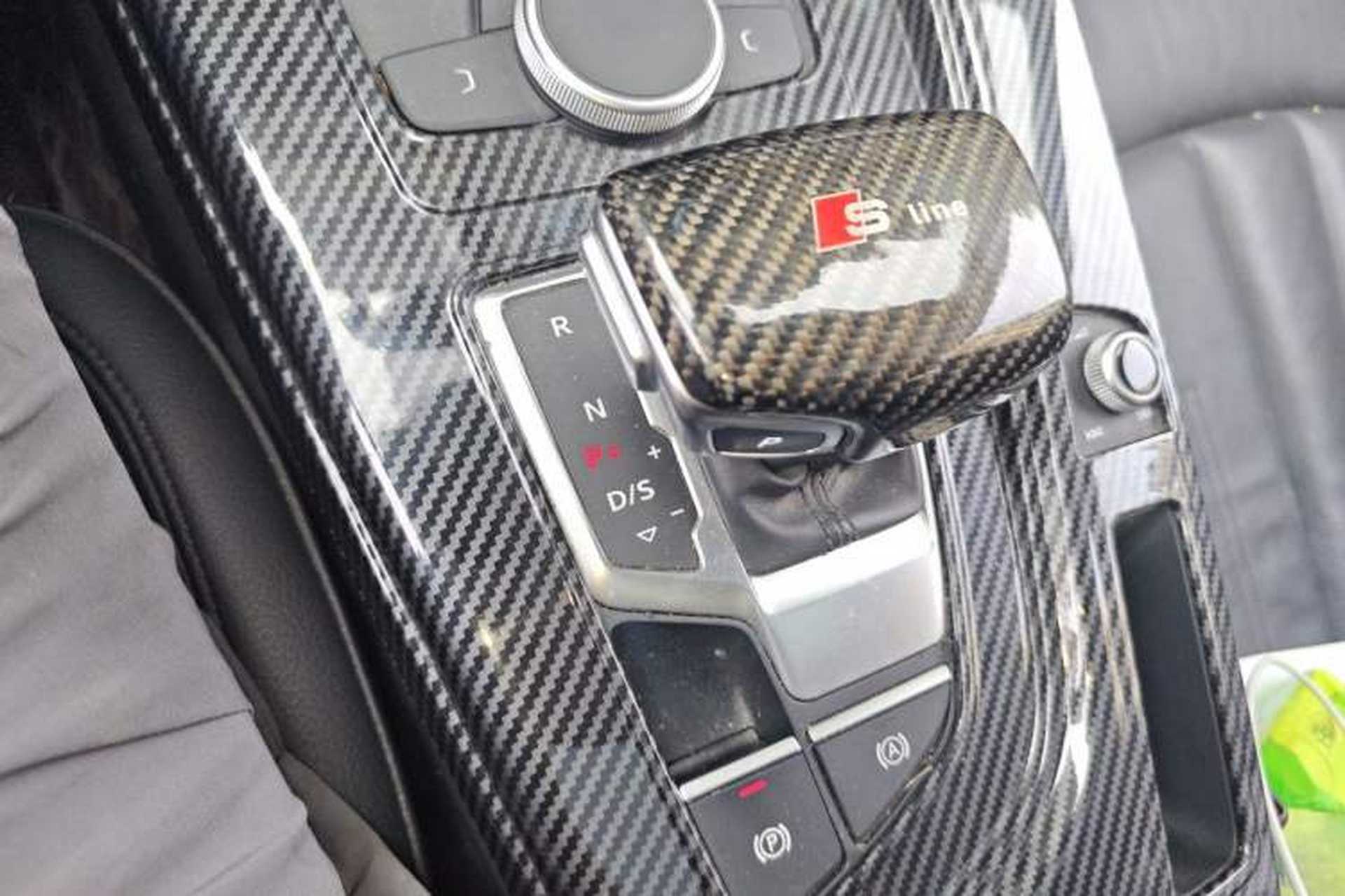 Used Audi A5 2017 Sportback 40 TFSI Fashion Model Gear Lever