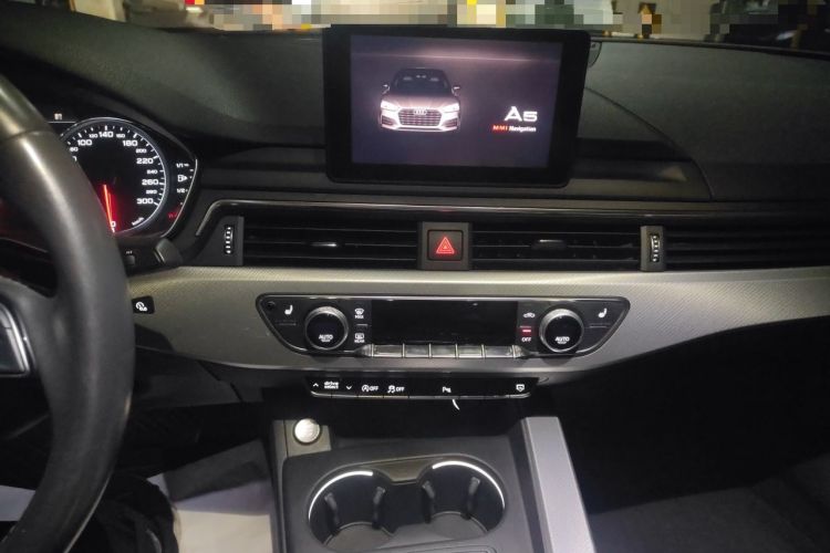 Used Audi A5 2017 Sportback 40 TFSI Fashion Model Audio And AC Panel