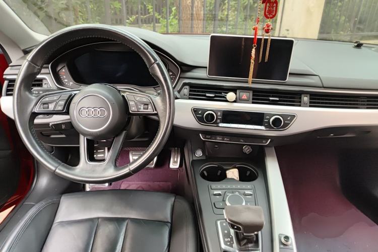 Used Audi A5 2017 Coupe 40 TFSI Fashion Model Center Console