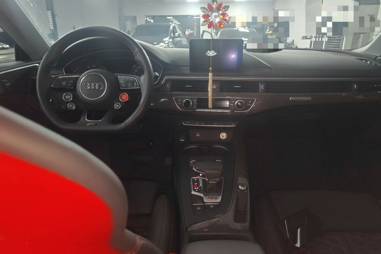 Used Audi A5 2017 Sportback 40 TFSI Fashion Model Center Console