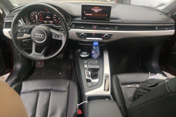 Used Audi A5 2017 Sportback 40 TFSI Fashion Model Center Console