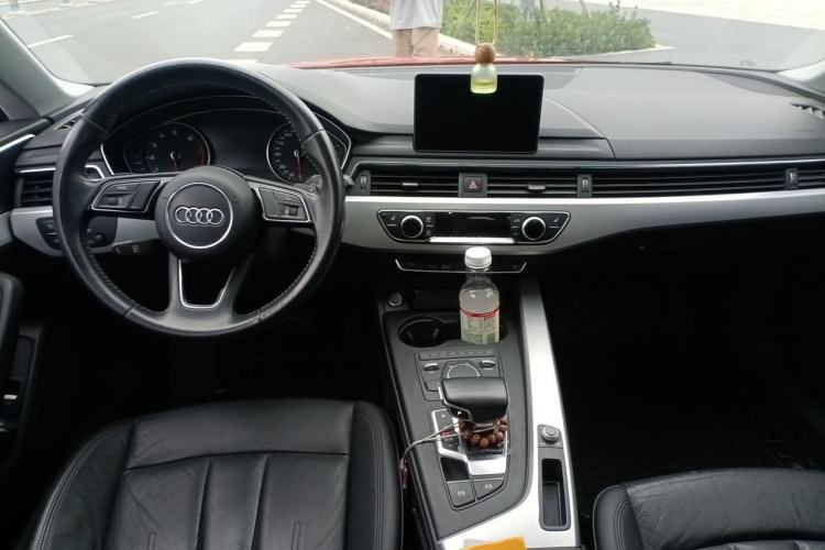 Used Audi A5 2017 Coupe 40 TFSI Fashion Model Center Console