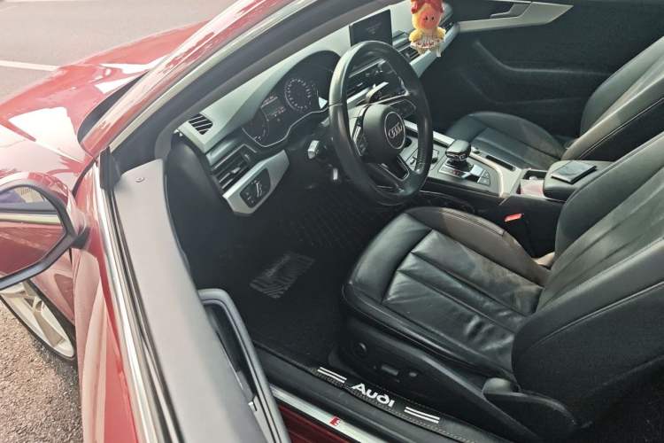 Used Audi A5 2017 Cabriolet 40 TFSI Fashion Model Driver Seat