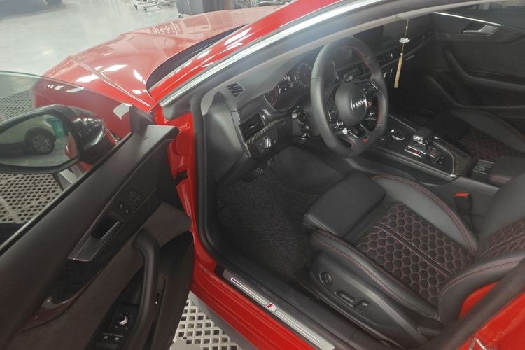 Used Audi A5 2017 Sportback 40 TFSI Fashion Model Driver Seat