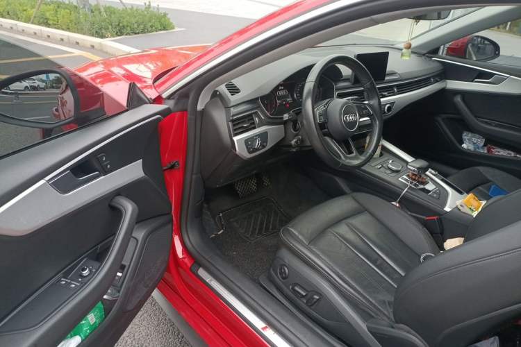 Used Audi A5 2017 Coupe 40 TFSI Fashion Model Driver Seat