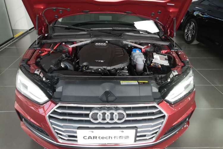 Used Audi A5 2017 Coupe 40 TFSI Fashion Model Engine Bay