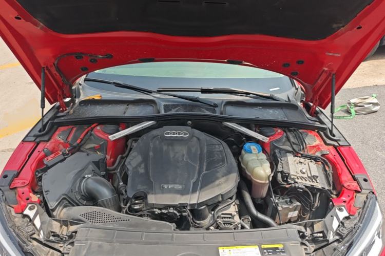 Used Audi A5 2017 Sportback 45 TFSI Fashion Model Engine Bay