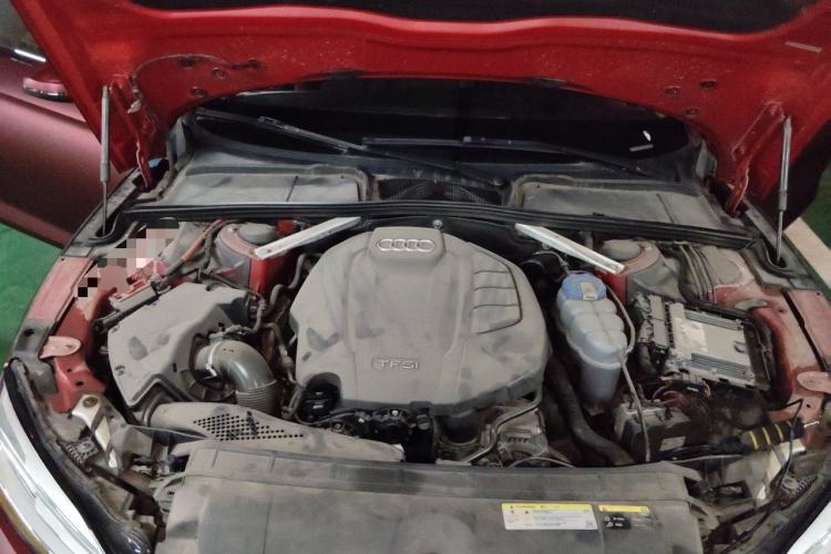 Used Audi A5 2017 Coupe 40 TFSI Fashion Model Engine Bay