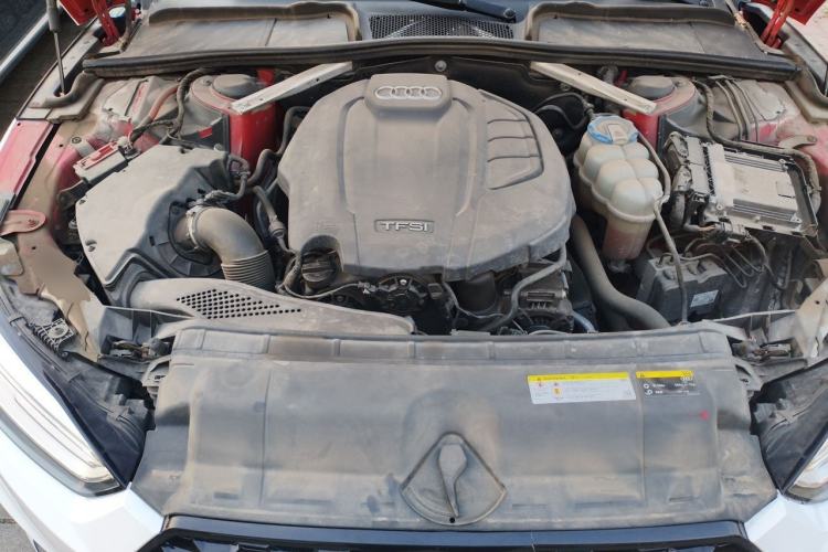 Used Audi A5 2017 Sportback 40 TFSI Fashion Model Engine Bay
