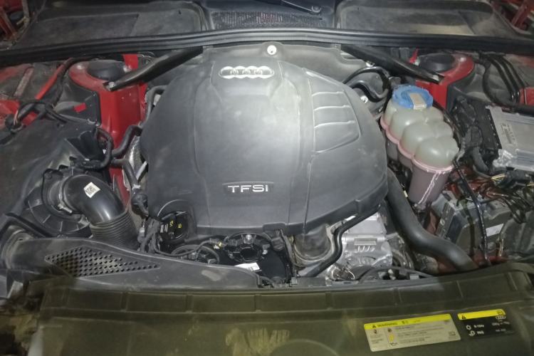 Used Audi A5 2017 Cabriolet 40 TFSI Fashion Model Engine Bay