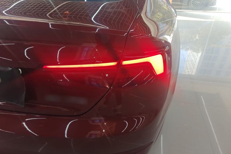 Used Audi A5 2017 Sportback 40 TFSI Fashion Model Exterior 3