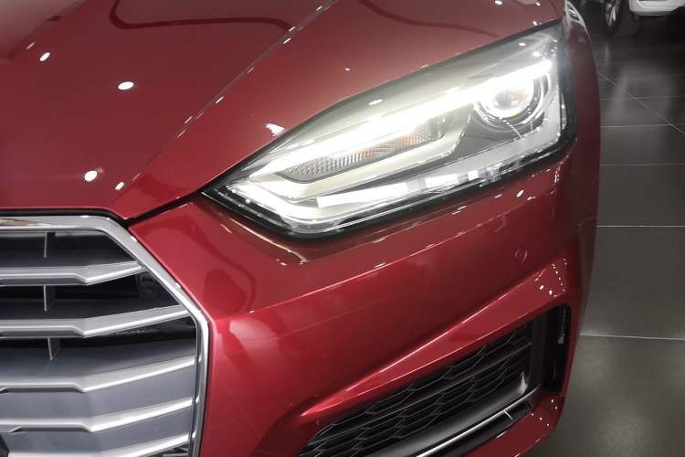 Used Audi A5 2017 Coupe 40 TFSI Fashion Model Left Front Headlight