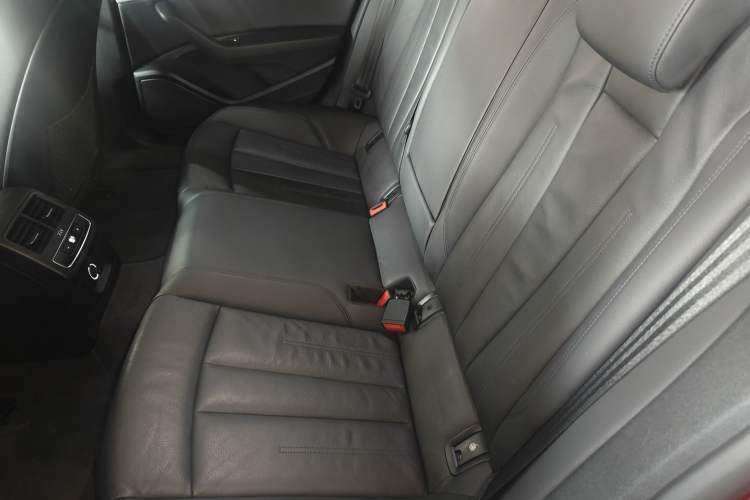 Used Audi A5 2017 Sportback 40 TFSI Fashion Model Left Rear Seat