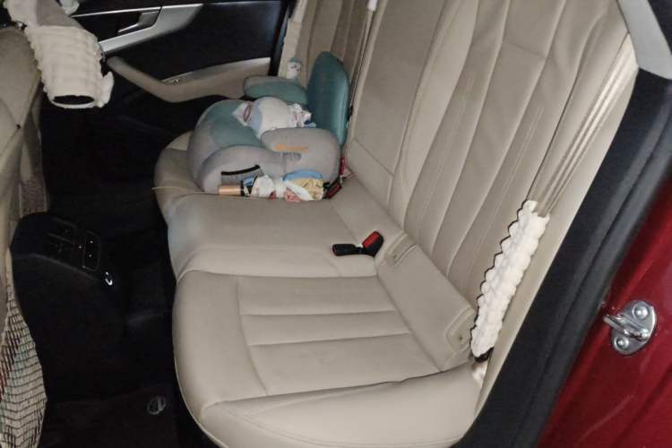 Used Audi A5 2017 Sportback 40 TFSI Fashion Model Left Rear Seat
